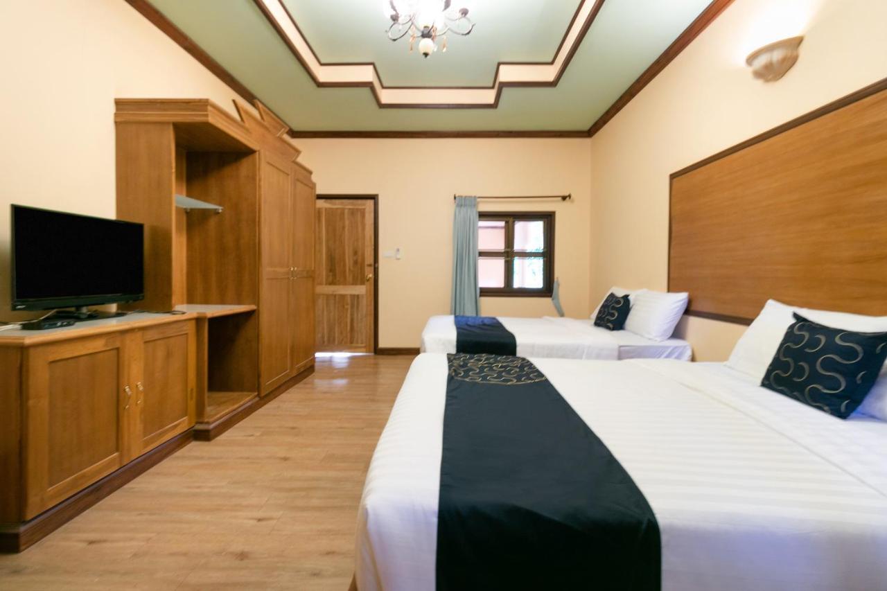 מו סי Capital O 1110 Khaoyai Cowboy City Resort מראה חיצוני תמונה