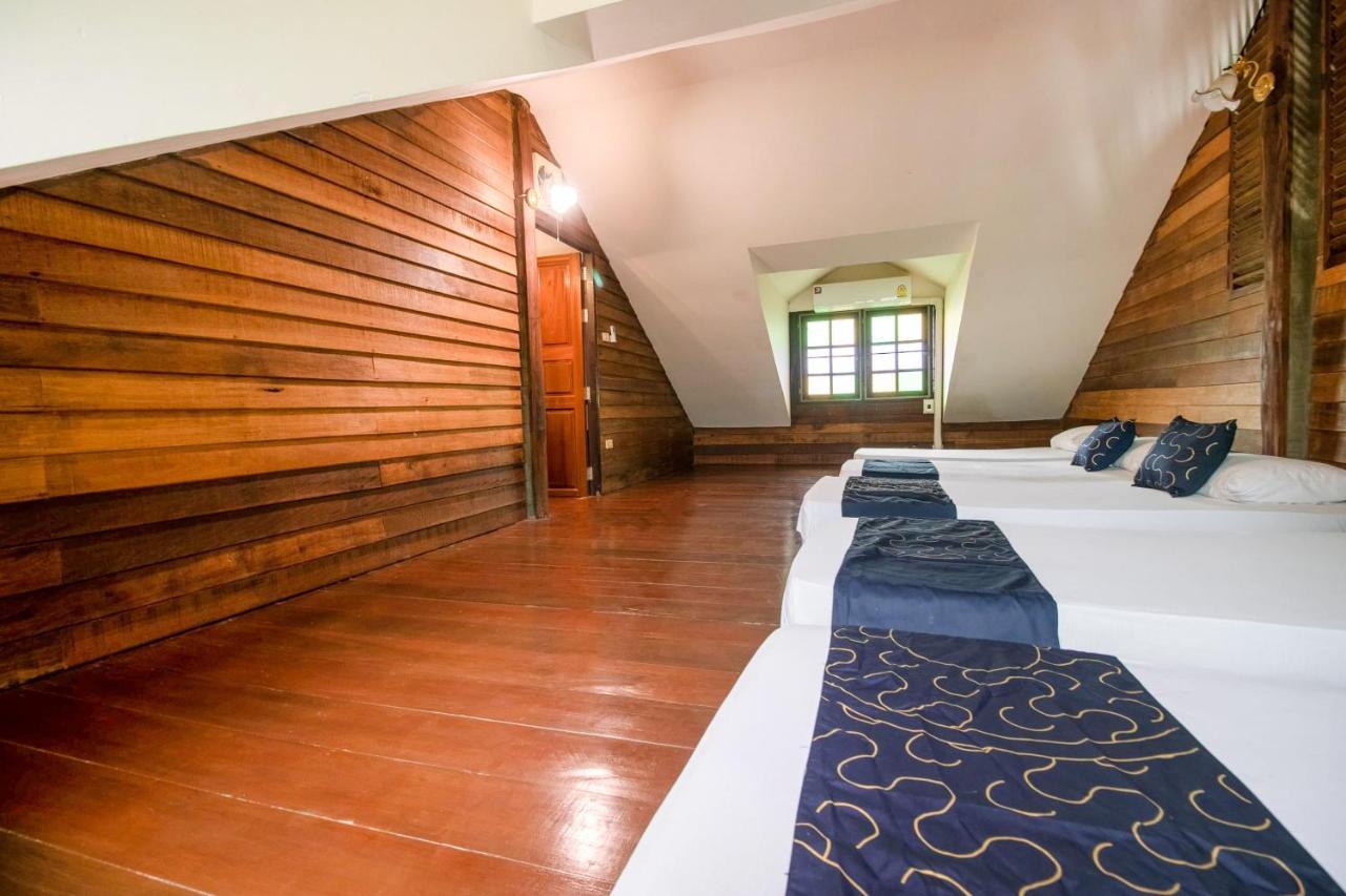 מו סי Capital O 1110 Khaoyai Cowboy City Resort מראה חיצוני תמונה